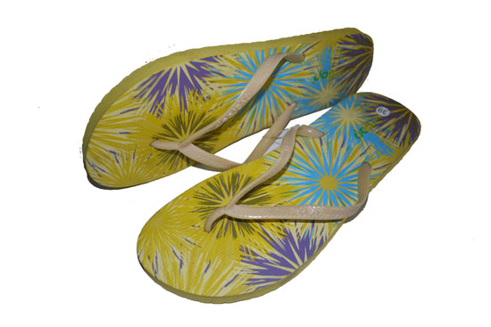 pe flip flops